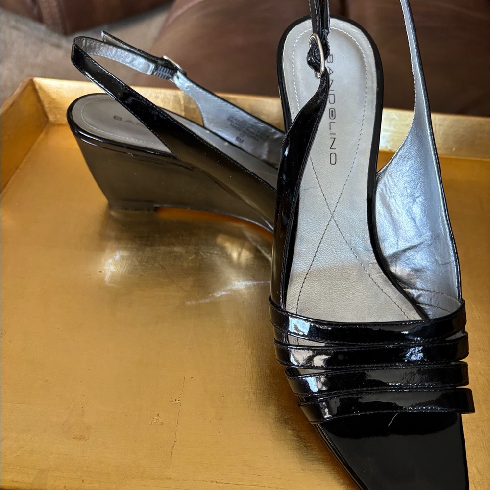 Bandolino Glossy Black Slingback Wedges